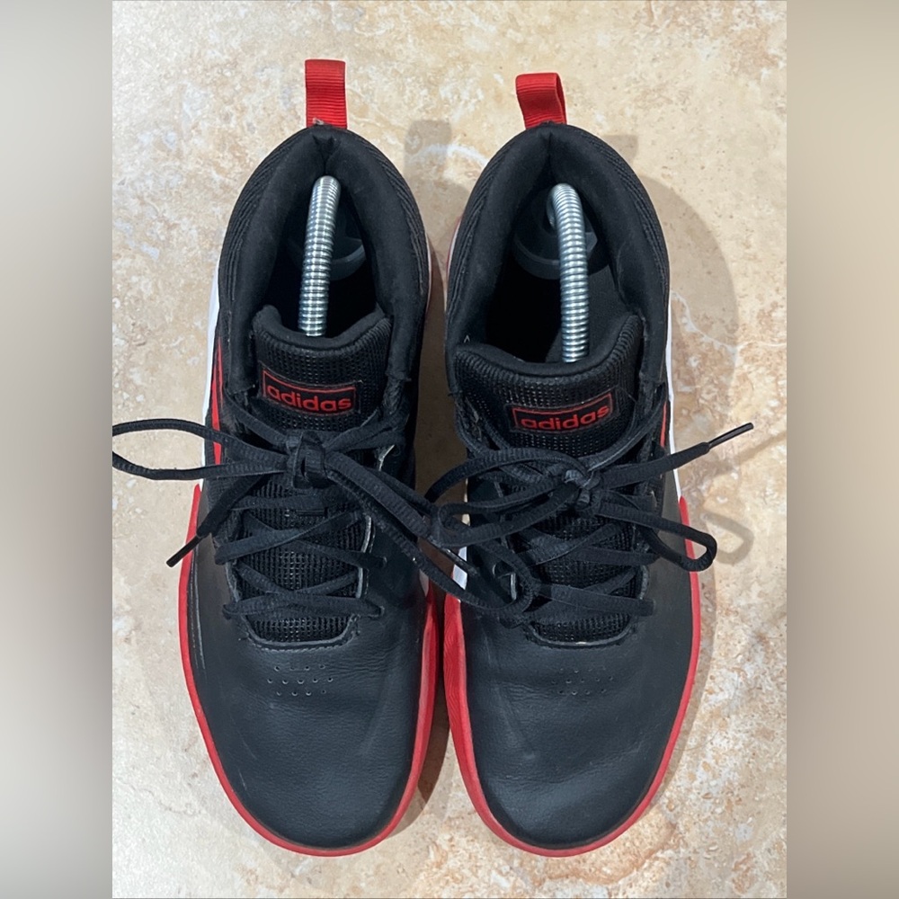 Adidas Own The Game Basketball Shoe Black Red Men’s Size 6